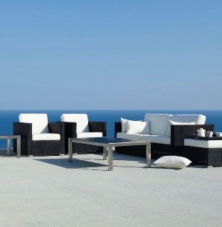 Elegant Oceanfront Patio Set